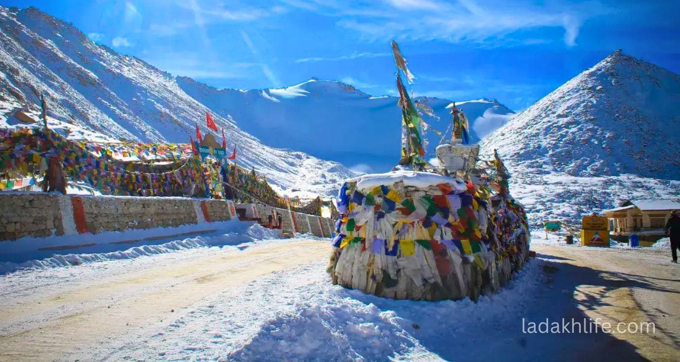 Scenic Himalayan mountain view from Chang La Pass Ladakh