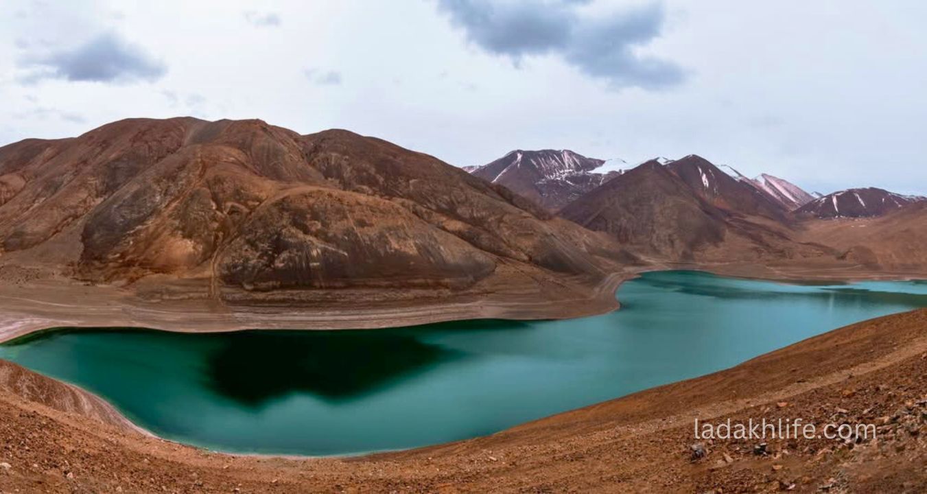 Mirpal Tso, beautiful twin lakes in Ladakh